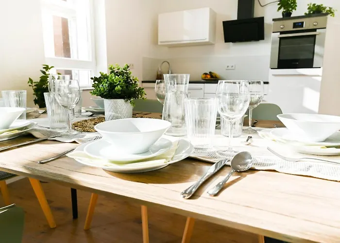 80qm In Zentral Gelegen Mit Hohen Decken - Beuys - * Krefeld