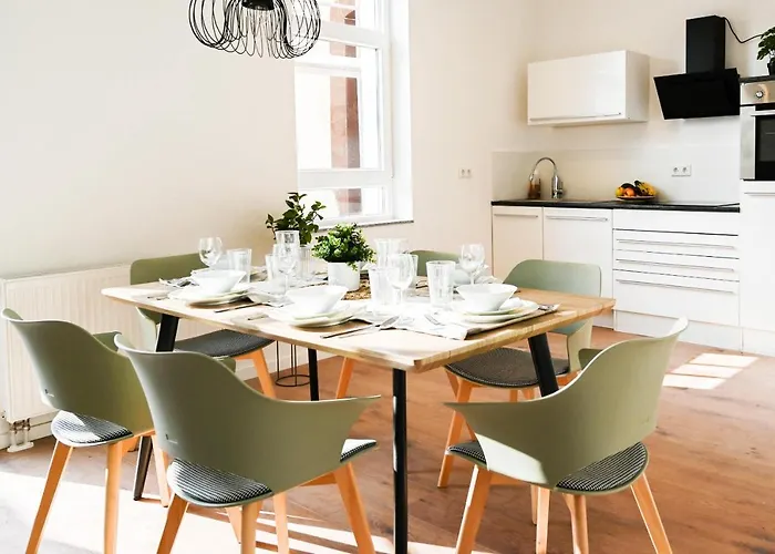 80qm In Zentral Gelegen Mit Hohen Decken - Beuys - * Krefeld