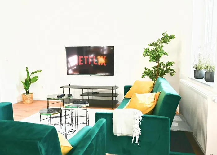 80qm In Zentral Gelegen Mit Hohen Decken - Beuys - *